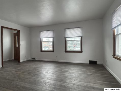 26 20th SE Mason City IA 50401