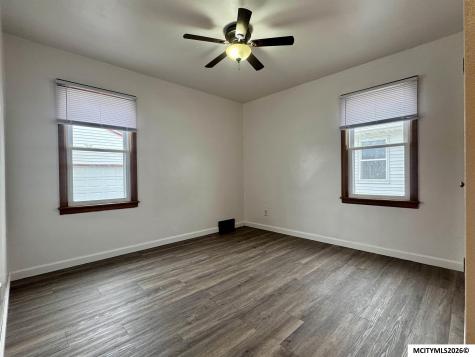 26 20th SE Mason City IA 50401