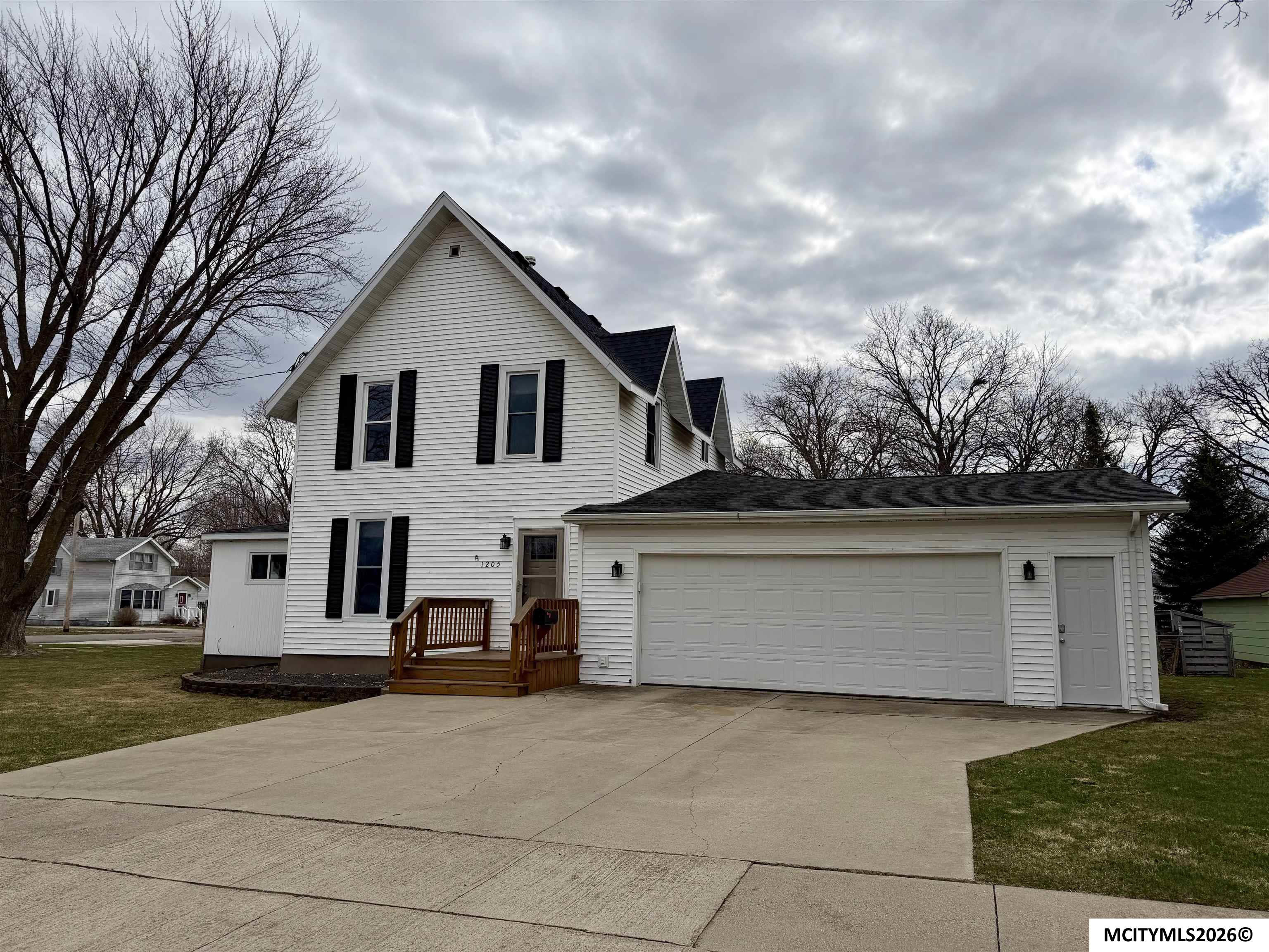 1205 1st Avenue S Northwood IA 50459