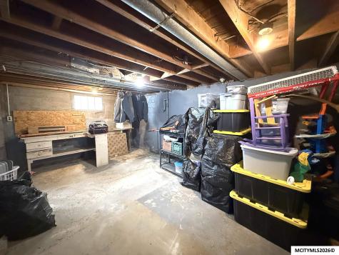 231 25th SW Mason City IA 50401