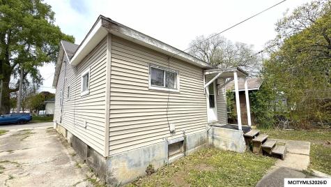 231 25th SW Mason City IA 50401