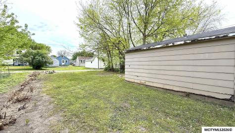 231 25th SW Mason City IA 50401