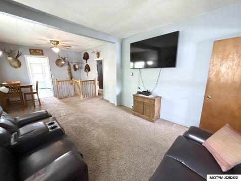231 25th SW Mason City IA 50401