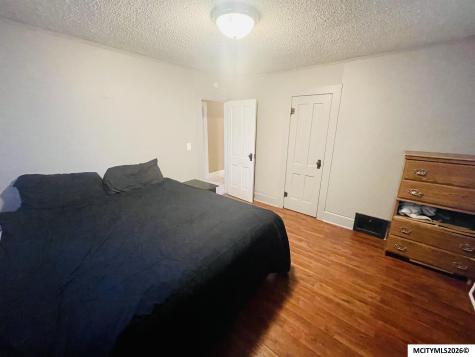 518 9th Street SE Mason City IA 50401