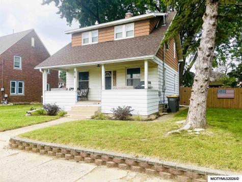 518 9th Street SE Mason City IA 50401