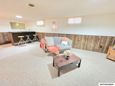 1148 1st SE Mason City IA 50401