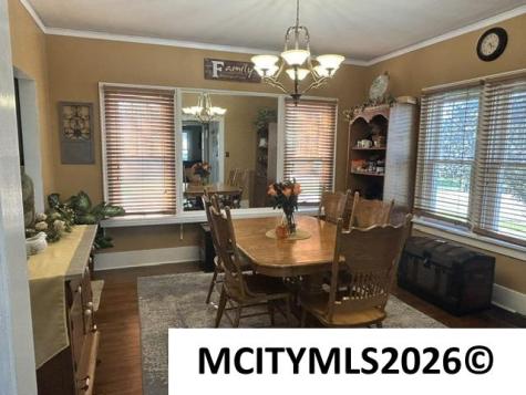 502 2nd Avenue NE Clarion IA 50525