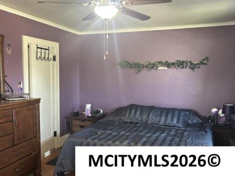 502 2nd Avenue NE Clarion IA 50525
