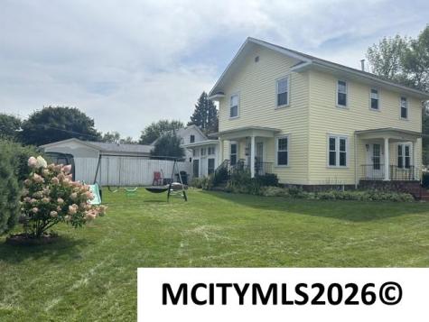 502 2nd Avenue NE Clarion IA 50525