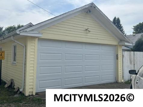502 2nd Avenue NE Clarion IA 50525