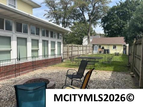 502 2nd Avenue NE Clarion IA 50525