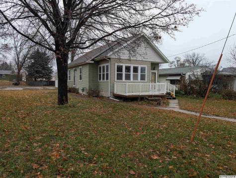690 16th SE Mason City IA 50401