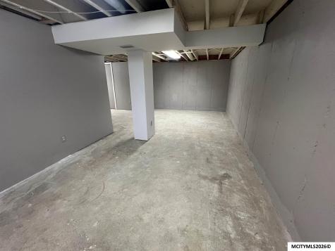 1708 Cerro Gordo Way Mason City IA 50401