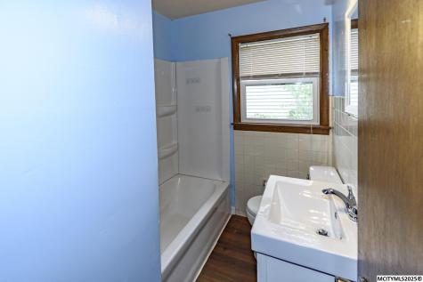 711 N Van Buren Mason City IA 50401