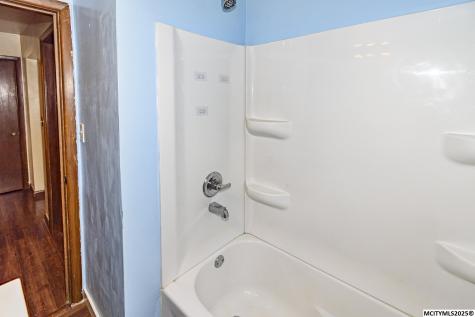 711 N Van Buren Mason City IA 50401