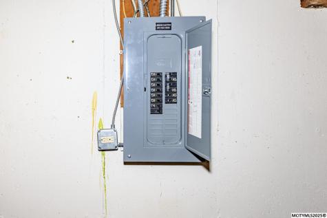 711 N Van Buren Mason City IA 50401