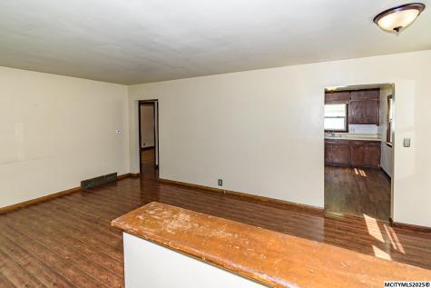 711 N Van Buren Mason City IA 50401