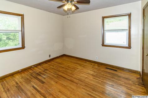 711 N Van Buren Mason City IA 50401