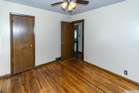 711 N Van Buren Mason City IA 50401