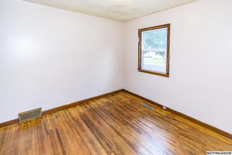 711 N Van Buren Mason City IA 50401