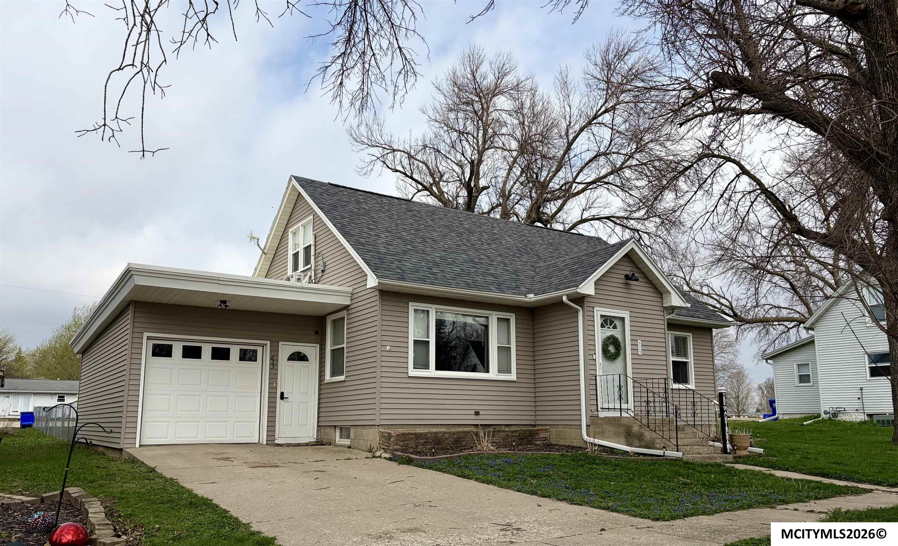 625 2nd Street Meservey IA 50457