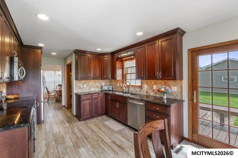 1530 S Kentucky Mason City IA 50401