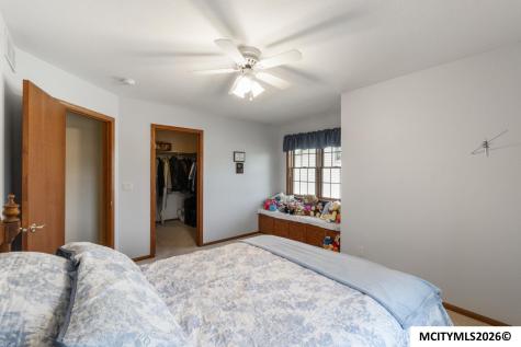 1530 S Kentucky Mason City IA 50401