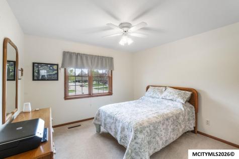 1530 S Kentucky Mason City IA 50401