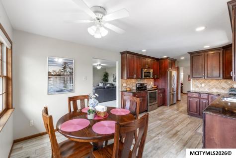 1530 S Kentucky Mason City IA 50401