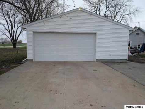 1219 12th NW Mason City IA 50401