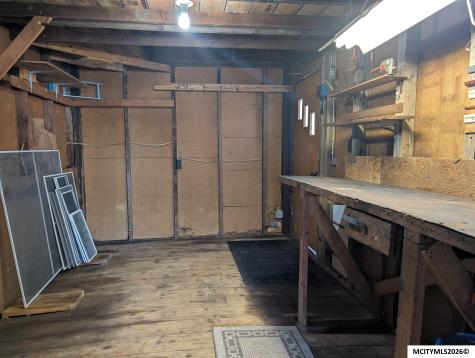 1219 12th NW Mason City IA 50401