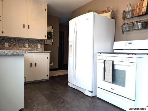 1219 12th NW Mason City IA 50401