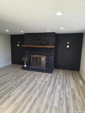 3 3rd Street Ventura IA 50428