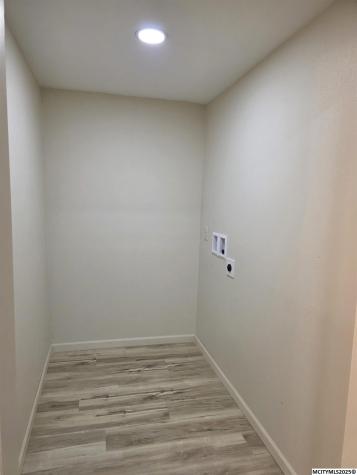 3 3rd Street Ventura IA 50428