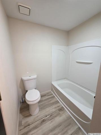 3 3rd Street Ventura IA 50428