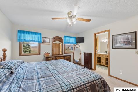 20 Charlestown Square Mason City IA 50401