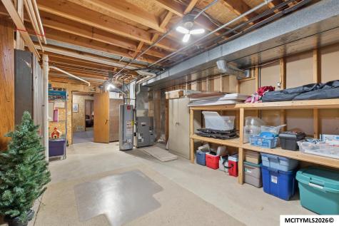 20 Charlestown Square Mason City IA 50401