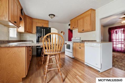 1224 N Madison Avenue Mason City IA 50401