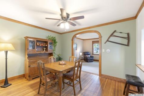 29 S Vermont Mason City IA 50401