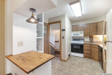 29 S Vermont Mason City IA 50401