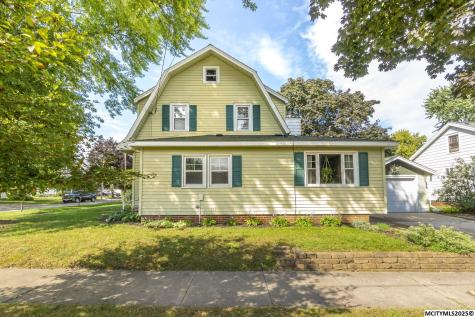29 S Vermont Mason City IA 50401