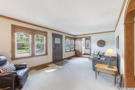 29 S Vermont Mason City IA 50401