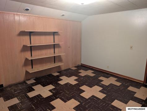 77 Mission Drive Mason City IA 50401