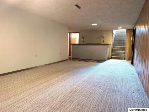 77 Mission Drive Mason City IA 50401