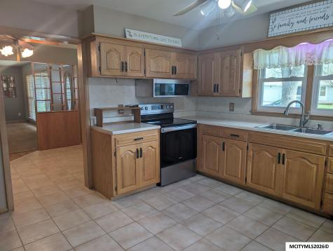 77 Mission Drive Mason City IA 50401