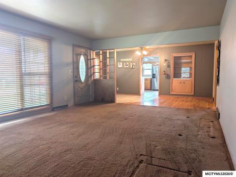 77 Mission Drive Mason City IA 50401