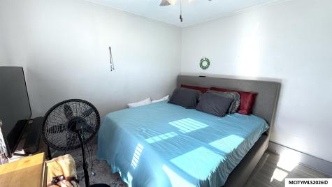 812 10th NE Mason City IA 50401
