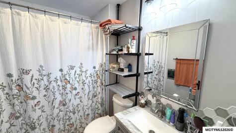 812 10th NE Mason City IA 50401