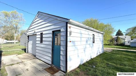 812 10th NE Mason City IA 50401