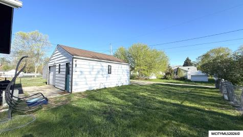 812 10th NE Mason City IA 50401